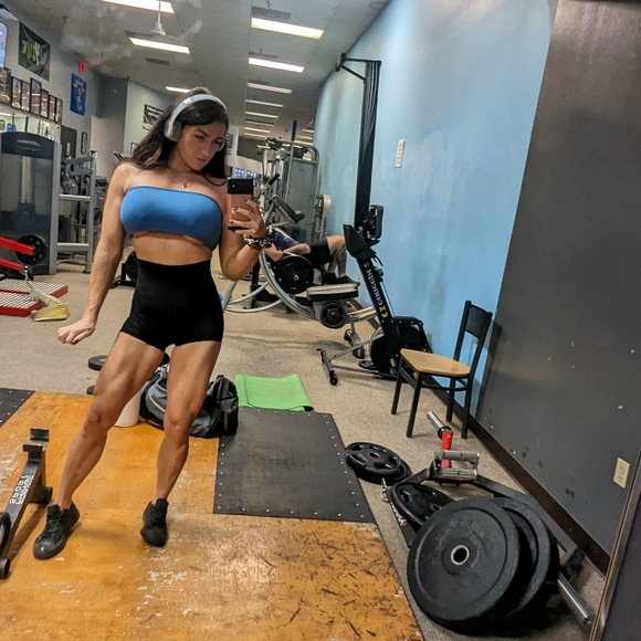 Meet your Posher, Tawnya - Picture 5 of 6